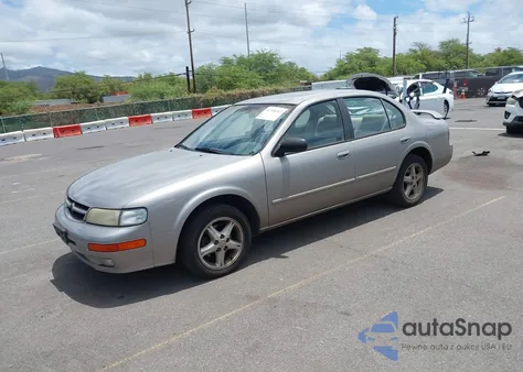 1998 Nissan Maxima Gle/Gxe/Se z USA, uszkodzony, nr VIN JN1CA21DXWT530901